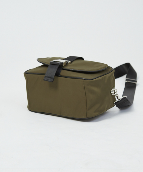 LOWELL things（ロウェル　シングス）の「ABILITY/ナイロンボディバッグ/男女兼用（ボディバッグ/ウエストポーチ・レディース・ブラック/カーキ・フリー）」の21枚目の写真