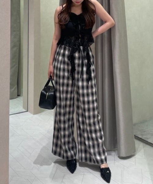 rienda(リエンダ)の「チェックワイドタックベルト付きジャストウエストパンツ 春服(スラックス・レディース・マルチ・MEDIUM/SMALL)」の8枚目の写真