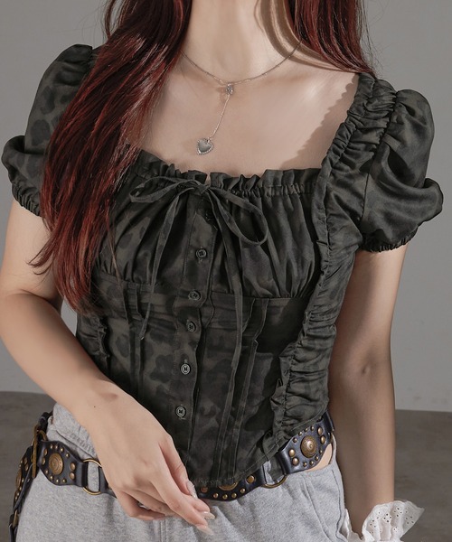 apres jour mignon（アプレジュールミニョン）の「スクエアピンタックブラウス【ZOZOTOWN限定アイテム】（シャツ/ブラウス・レディース・オフホワイト/ブラウン系その他/ネイビー/ダークブラウン/ブラック系その他/その他・X-LARGE/フリー）」の6枚目の写真