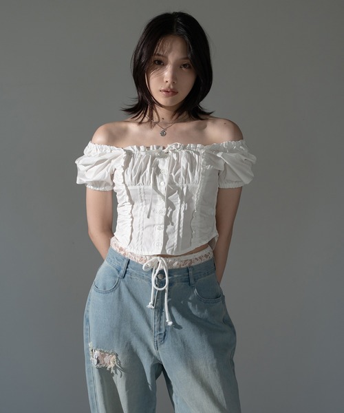 apres jour mignon（アプレジュールミニョン）の「スクエアピンタックブラウス【ZOZOTOWN限定アイテム】（シャツ/ブラウス・レディース・オフホワイト/ブラウン系その他/ネイビー/ダークブラウン/ブラック系その他/その他・X-LARGE/フリー）」の7枚目の写真