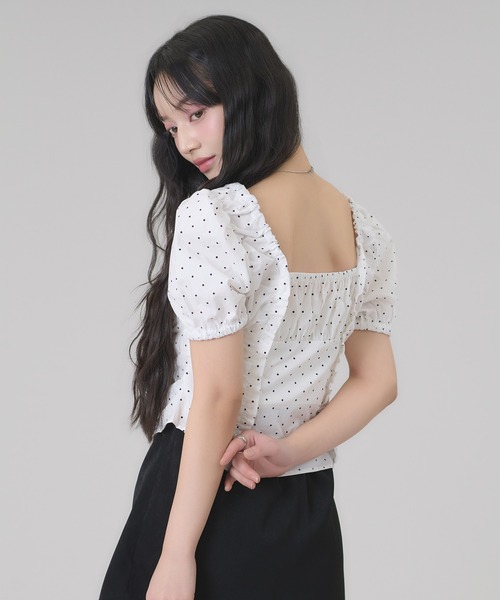 apres jour mignon（アプレジュールミニョン）の「スクエアピンタックブラウス（シャツ/ブラウス・レディース・オフホワイト/ブラウン系その他/ネイビー/ダークブラウン/ブラック系その他/その他・X-LARGE/フリー）」の14枚目の写真