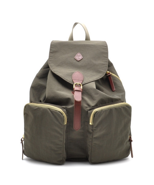 CLEDRAN(クレドラン)の「【軽量 サイドジップ開閉有】CL3824 LUMI RUCK SACK デイパ(バックパック/リュック・レディース・ライトベージュ/ブラック/オリーブ・FREE)」の3枚目の写真