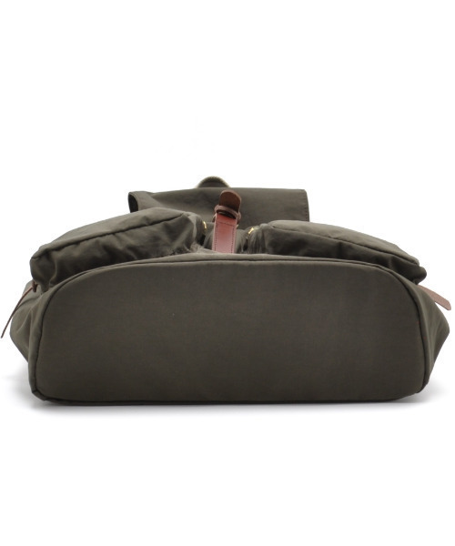 CLEDRAN(クレドラン)の「【軽量 サイドジップ開閉有】CL3824 LUMI RUCK SACK デイパ(バックパック/リュック・レディース・ライトベージュ/ブラック/オリーブ・FREE)」の7枚目の写真