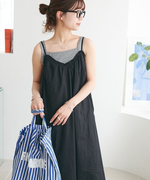 DISCOAT(ディスコート)の「【着映えアイテム】綿ボイルキャミワンピース《WEB限定》(ワンピース・レディース・グレイッシュベージュ/ブラック/ブラウン・MEDIUM)」の7枚目の写真