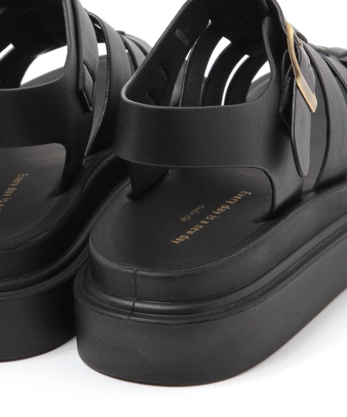 studio CLIP（スタディオクリップ）の「軽らくグルカサンダル（サンダル・レディース・ブラック/その他2・MEDIUM/LARGE）」の17枚目の写真