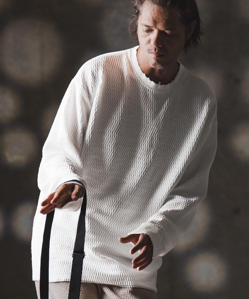 GLIMCLAP(グリムクラップ)の「mlt5299-Jacquard texture cut sew-Distressed for a vintage look- ロングスリーブプルオーバー(Tシャツ/カットソー・メンズ・ホワイト/ブラック・S/M/L)」の4枚目の写真
