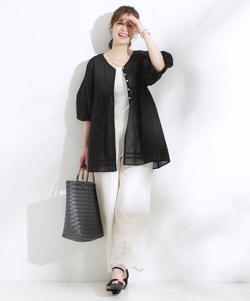 SHOO・LA・RUE（シューラルー）の「【S-LL】華やかさをプラスする 裾刺繍ストレートパンツ（その他パンツ・レディース・ホワイト/レッド系1/ブラック・02/01/04/03）」の11枚目の写真