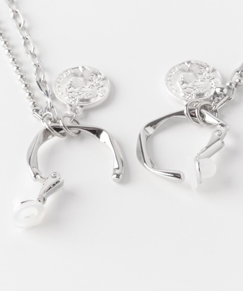 SMELLY（スメリー）の「コインチェーンフープイヤリング（イヤリング・レディース・シルバー・-）」の6枚目の写真