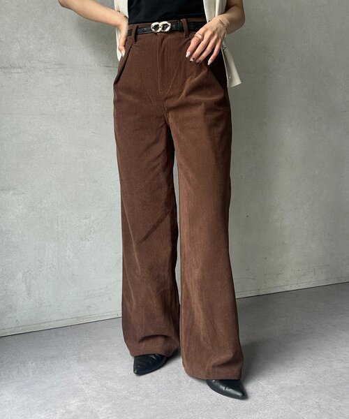 Thevon(ゼボン)の「コーデュロイハイウエストタックパンツ(その他パンツ・レディース・ブラウン/アイボリー/ブラック・M/S)」の3枚目の写真