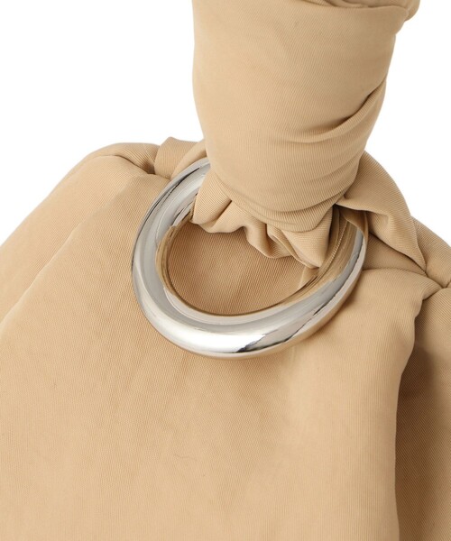 ADAM ET ROPE'(アダムエロペ)の「トライアングルムスビミニバッグ(ハンドバッグ・レディース・ブラック/ベージュ/ライトグリーン・FREE)」の13枚目の写真