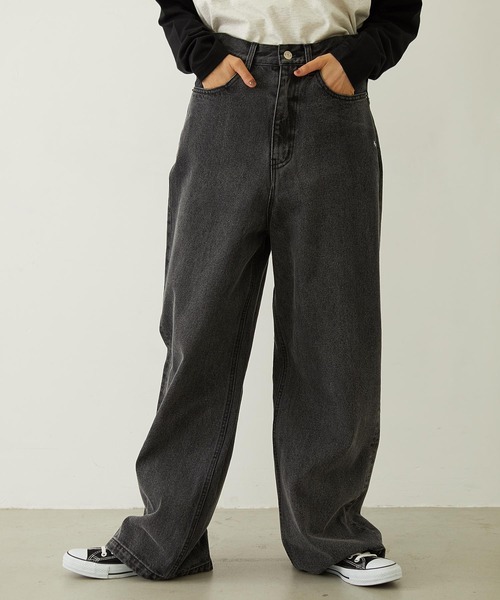 MILKFED.（ミルクフェド）の「BOYFRIEND LOOSE DENIM PANTS（デニムパンツ・レディース・ブラック/インディゴブルー/ライトインディゴブルー・S/M）」の2枚目の写真