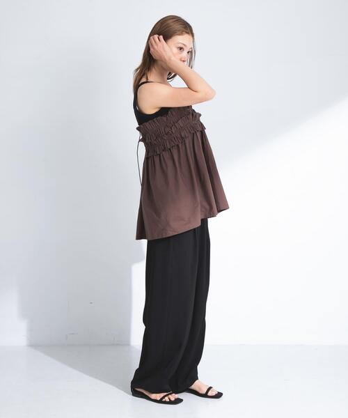 URBAN RESEARCH Sonny Label（アーバンリサーチサニーレーベル）の「コットンフリルキャミソール（キャミソール・レディース・ブラウン/ブラック・FREE）」の18枚目の写真