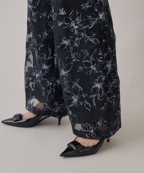 Paradise Picnic(パラダイスピクニック)の「大花柄イージーパンツ(その他パンツ・レディース・ブラック/ベージュ・FREE)」の7枚目の写真