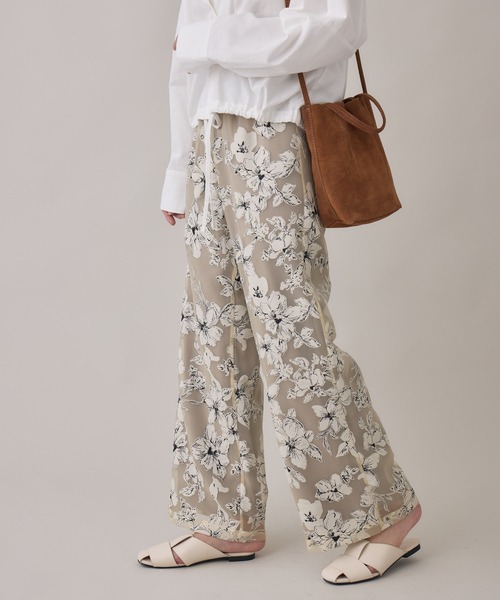 Paradise Picnic(パラダイスピクニック)の「大花柄イージーパンツ(その他パンツ・レディース・ブラック/ベージュ・FREE)」の13枚目の写真