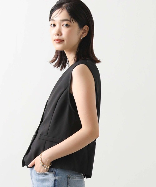 Gready Brilliant（グレディブリリアン）の「ショートベスト（その他アウター・レディース・グレイッシュベージュ/ブラック・38）」の20枚目の写真