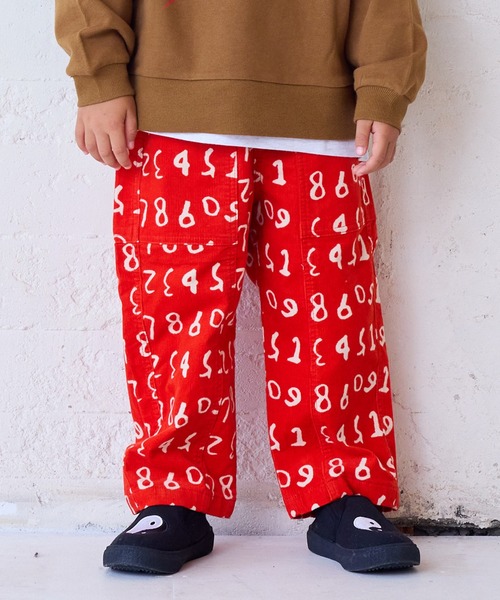 MARKEY'S(マーキーズ)の「コールテンパッチポケットパンツ(その他パンツ・キッズ・チャコール/ブルー系その他/レッド系その他/ホワイト系その他/ブラウン系その他/ブラック系その他・80/90/95/100/110/120/130/140/150)」の6枚目の写真