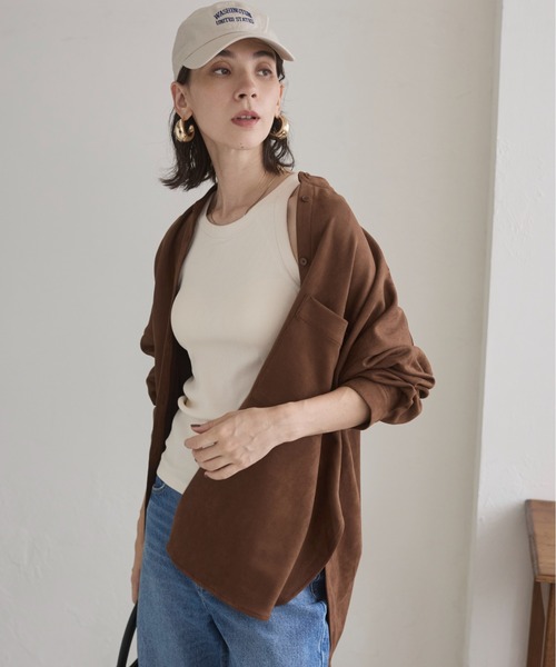 ANGIE(アンジー)の「フェイクスエード オーバーサイズ バンドカラーシャツ(シャツ/ブラウス・レディース・ブラウン/ダークブラウン・FREE)」の12枚目の写真