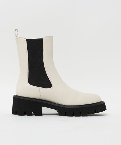 ODETTE E ODILE(オデットエオディール)の「チェルシー ショートブーツ55↑(ブーツ・レディース・ダークブラウン/オフホワイト/ブラック・24.5cm/23.5cm/22.5cm/22cm/23cm/24cm/25cm)」の9枚目の写真