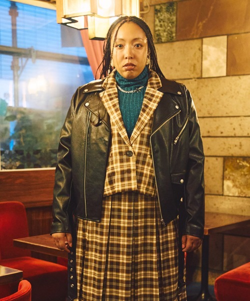 PUNYUS（プニュズ）の「ダブルライダースジャケット（ライダースジャケット・レディース・ブラック・2/1/4/3）」の21枚目の写真