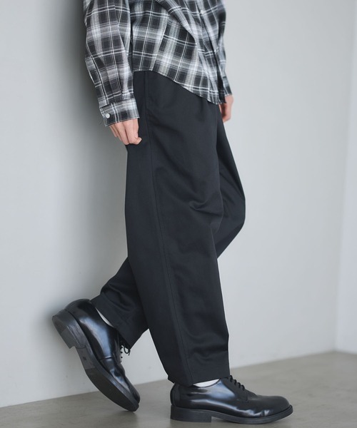 CRAFT STANDARD BOUTIQUE（クラフトスタンダードブティック）の「イージーワイドテーパードパンツ（その他パンツ・メンズ・カーキ/ブラック/ベージュ・S/L/M）」の5枚目の写真