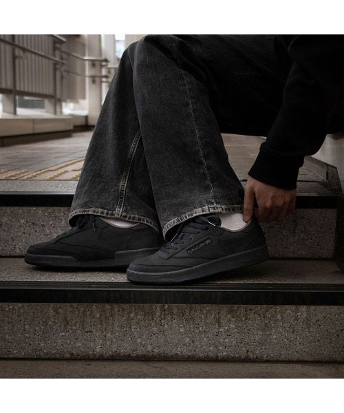 Reebok(リーボック)の「クラブシー 85 ヴィンテージ / CLUB C 85 VINTAGE(スニーカー・メンズ・モスグリーン/ブラック・23.0cm/23.5cm/24.5cm/24.0cm/25.0cm/25.5cm/26.0cm/26.5cm/27.0cm/27.5cm/28.0cm/28.5cm)」の3枚目の写真