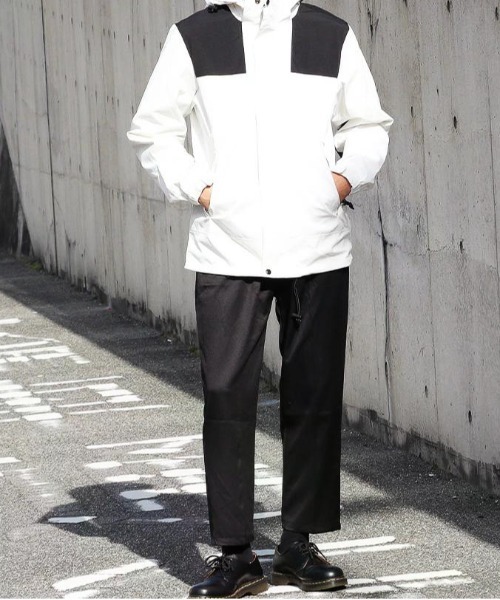 NO WAY(ノーウェイ)の「/Bl/フルジップマウンテンパーカー(パーカー・メンズ・ブラック/カーキ/ブラック系その他/グレー/ホワイト・X-LARGE/LARGE/MEDIUM/SMALL)」の2枚目の写真