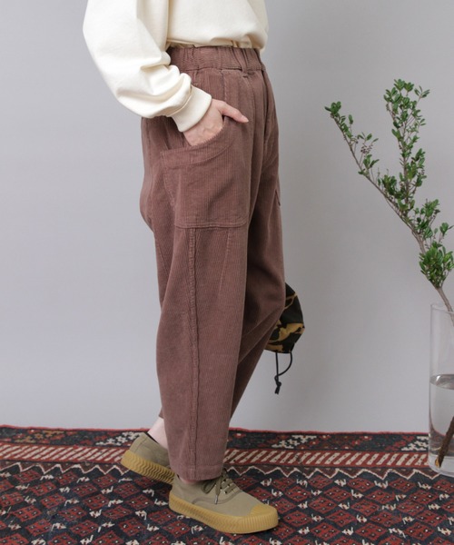 URCH RNA（アーチ アールエヌエー）の「R4380 コーデュロイのクロップドパンツ（その他パンツ・レディース・オリーブ/モカ/ブラック・FREE）」の4枚目の写真