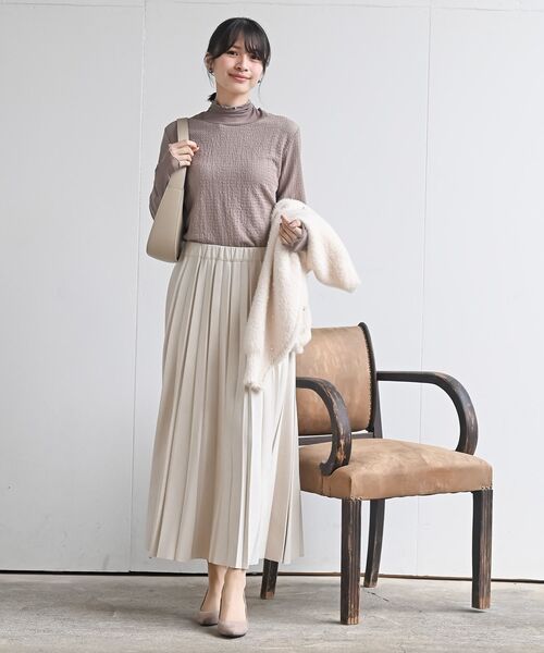 rps（アールピーエス）の「カットシャーリングメッシュ切替プルオーバー（Tシャツ/カットソー・レディース・アイボリー/ブラック/グレイッシュベージュ・フリー）」の6枚目の写真