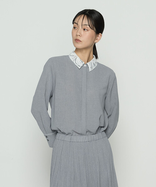 COMME CA（コムサ）の「ドライシャンブレー レース襟付きシャツ（シャツ/ブラウス・レディース・ネイビー/トップグレー・11号/9号）」の5枚目の写真