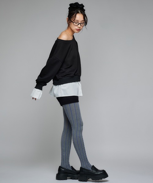 Narcissus（ナルシス）の「《動画あり》シャツオフショルスウェット ドッキングデザイン（スウェット・レディース・グレー/ブラック・FREE）」の12枚目の写真