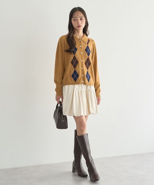 earth music&ecology（アースミュージックアンドエコロジー）の「【2025AW】襟付きアーガイルニットカーディガン（ニット/セーター・レディース・ネイビー/キャメル/グレー・FREE）」の15枚目の写真