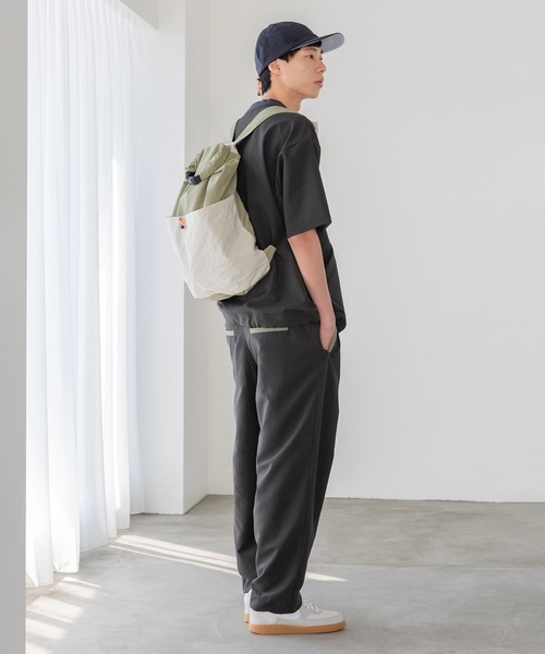 sneeuw（スニュウ）の「ロールトップバックパック（バックパック/リュック・レディース・パープル/グリーン・ONESIZE）」の5枚目の写真