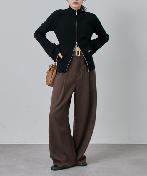 Lui's（ルイス）の「ウールライクベルト付きタックワイドパンツ（スラックス・レディース・ブラック/ブラウン・36/38）」の17枚目の写真