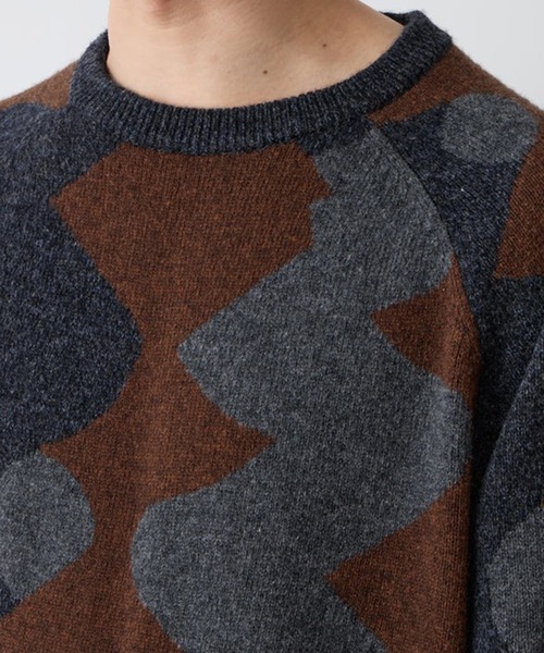 WHITE MOUNTAINEERING（ホワイトマウンテニアリング）の「【White Mountaineering/ホワイトマウンテニアリング】INTARSIA KNIT PULLOVER（ニット/セーター・メンズ・グレー/チャコールグレー・1/2）」の7枚目の写真