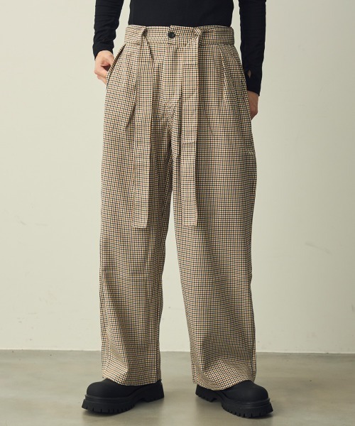 Shoowtime(ショウタイム)の「Belted Check Wide Slacks / ベルテッドチェックワイドスラックス(スラックス・メンズ・ベージュ・MEDIUM/X-LARGE/LARGE)」の5枚目の写真