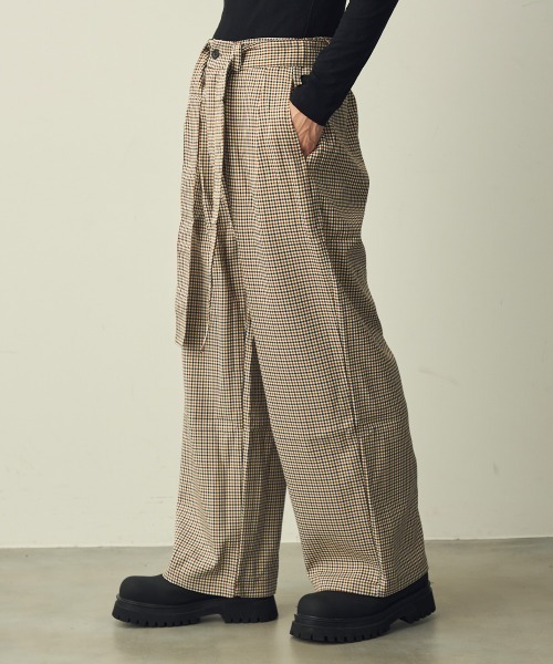 Shoowtime(ショウタイム)の「Belted Check Wide Slacks / ベルテッドチェックワイドスラックス(スラックス・メンズ・ベージュ・MEDIUM/X-LARGE/LARGE)」の7枚目の写真