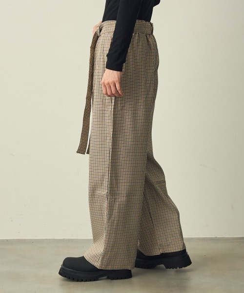 Shoowtime(ショウタイム)の「Belted Check Wide Slacks / ベルテッドチェックワイドスラックス(スラックス・メンズ・ベージュ・MEDIUM/X-LARGE/LARGE)」の6枚目の写真