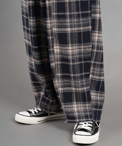 laurea(ラウレア)の「ツィードチェック コクーンパンツ(その他パンツ・レディース・ダークブラウン/ダークグレー・M/S/L)」の21枚目の写真