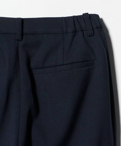 A DAY IN THE LIFE UNITED ARROWS(アデイインザライフユナイテッドアローズ)の「カルゼ タックストレートパンツ ‐セットアップ対応・ウォッシャブル‐ <A DAY IN THE LIFE>(その他パンツ・レディース・ネイビー/モカ・40/38/36)」の6枚目の写真