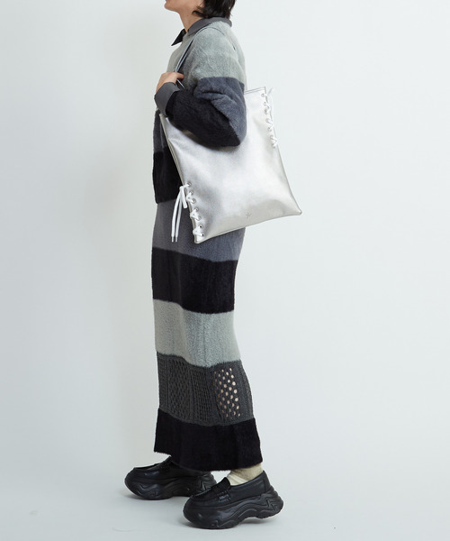 CONVERSE TOKYO（コンバーストウキョウ）の「MULTI BORDER FEATHER KNIT SKIRT（スカート・レディース・ブルー/チャコールグレー/イエロー・FREE）」の6枚目の写真