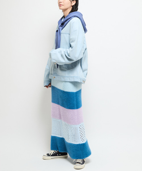 CONVERSE TOKYO（コンバーストウキョウ）の「MULTI BORDER FEATHER KNIT SKIRT（スカート・レディース・ブルー/チャコールグレー/イエロー・FREE）」の14枚目の写真