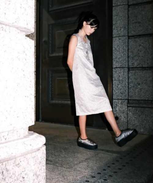 SUBU(スブ)の「SUBU VAMP PLATFORM (SB032)(スリッポン・メンズ・ブラック/シルバー・1/0)」の13枚目の写真