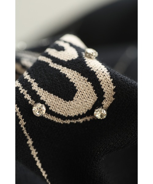 cawaii（カワイイ）の「（黒）アニマル柄とビジュー纏う蝶々のハーフニットミニワンピース（ワンピース・レディース・ブラック・FREE）」の7枚目の写真