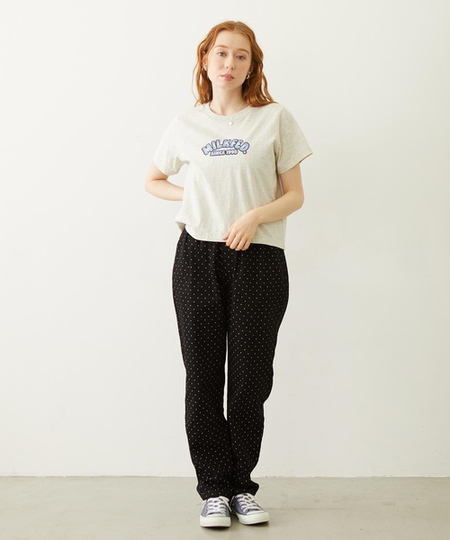 MILKFED.(ミルクフェド)の「GRADIENT LOGO COMPACT S/S TEE(Tシャツ/カットソー・レディース・ブラック/ライトパープル/オートミール・M/S)」の8枚目の写真