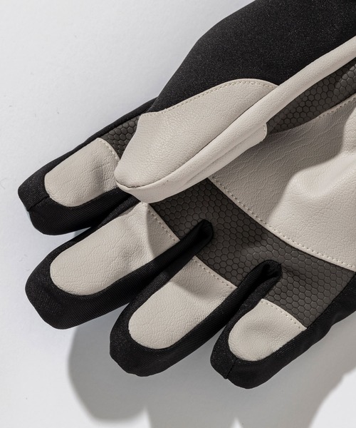 phenix(フェニックス)の「phenix(フェニックス)Gradient Snow Pattern Gloves グラディエント スノーパターン スキーグローブ(保温性/耐水性)(手袋・キッズ・ブラック/ライトブルー/パープル/ピンク・S/M/L)」の10枚目の写真