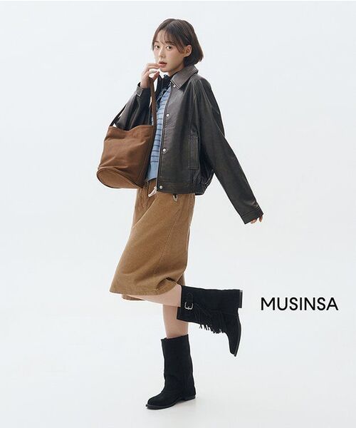 MUSINSA STANDARD WOMAN（ムシンサスタンダードウーマン）の「ウィメンズ 11W コーデュロイバミューダパンツ [サンドベージュ]（その他パンツ・レディース・その他・27/28/29/30/24/25/26）」の7枚目の写真