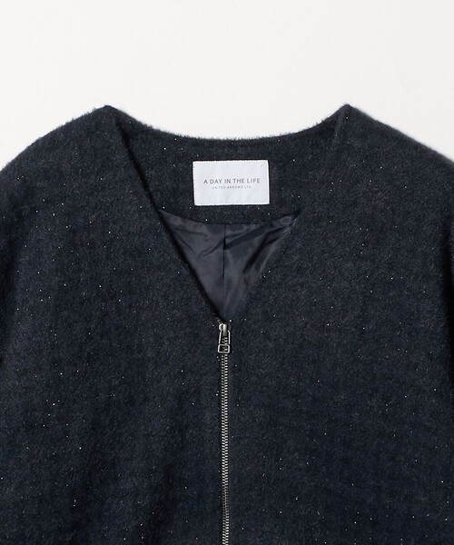 A DAY IN THE LIFE UNITED ARROWS(アデイインザライフユナイテッドアローズ)の「フェザーラメ チェック ミドルコート <A DAY IN THE LIFE>(その他アウター・レディース・モカ/ネイビー/ブラック・FREE)」の11枚目の写真