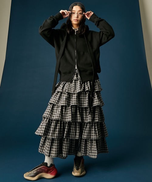 GEVS.(ジェイヴィス)の「チェックティアードスカート<大きいサイズ有>GEVS.(スカート・レディース・ブラック系/ブルー系・L/M/5L/4L/3L/LL)」の12枚目の写真