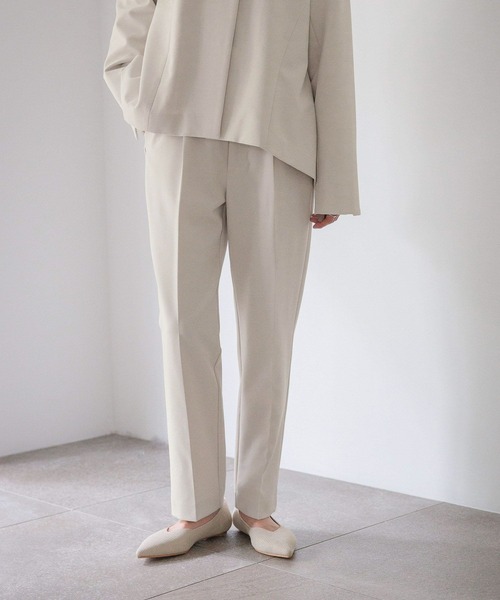 LOWRYS FARM(ローリーズファーム)の「daymeテーパードパンツ 628233(その他パンツ・レディース・アイボリー/ネイビー・MEDIUM/LARGE)」の5枚目の写真