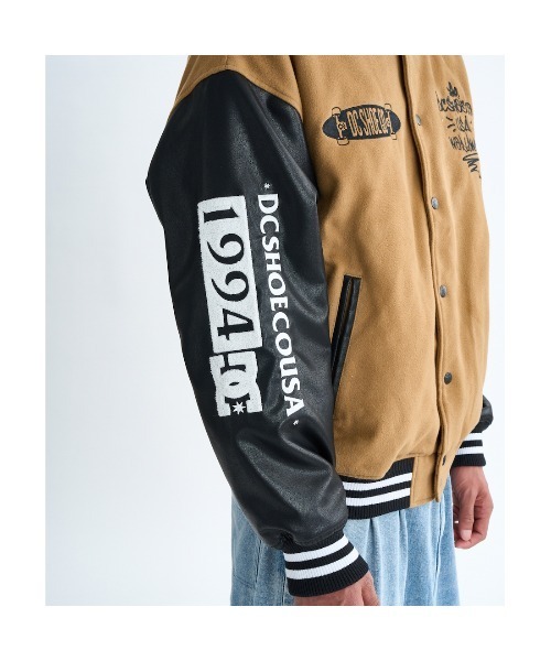 DC SHOES（ディーシーシューズ）の「ディーシーシューズ  25 VARSITY JACKET アウトドアカジュアル ジャケット（スタジャン・メンズ・ブラック/ベージュ・LL/M/L）」の13枚目の写真